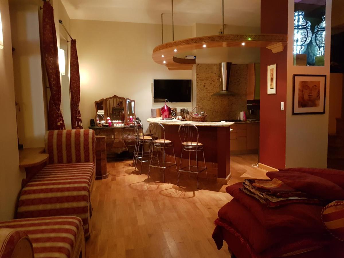 Appartamento Unique Luxury Studio On Market Square Breslavia Esterno foto